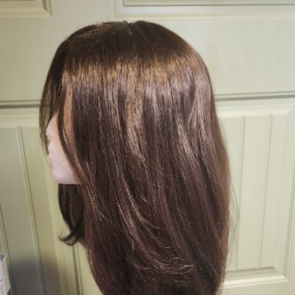 ✨ 24in Medium Brown Layered Wig – NO Bangs ✨ 🎁 FREE Wig Stand Included! 🎁